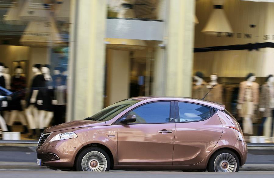  Lancia Ypsilon ELLE (846) 2014 года  (фото 22 из 34)